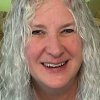 Issawolfgirl_'s profile picture. 