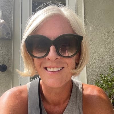 m0lly's profile picture. 