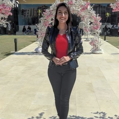 Make your heart the most beautiful thing about you❤❤
Faculté Des Lettres ✨Département De Langue Française😌
French teacher 🇨🇵👩🏻🏫