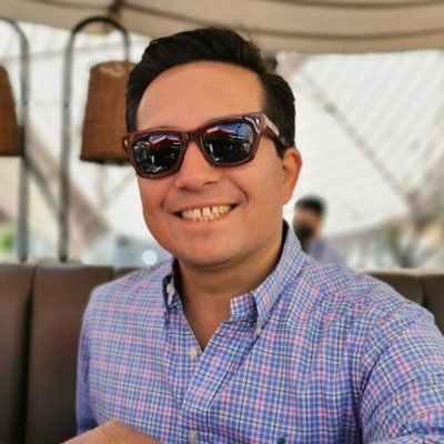 Apasionado de las TIC, gadgets, lentes, música y videojuegos. Director de Análisis en @theciu https://t.co/PncxTjW9ru