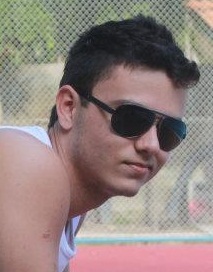 Arthur Marinho de Assis, 20 anos, nascido em Belém do PA, Botafoguense,solteiro e vivendo um dia de cada vez.