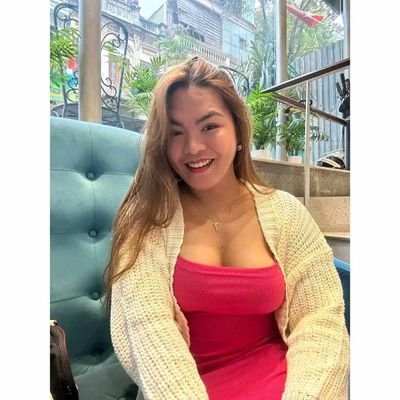 Yna_Zamora's profile picture. 