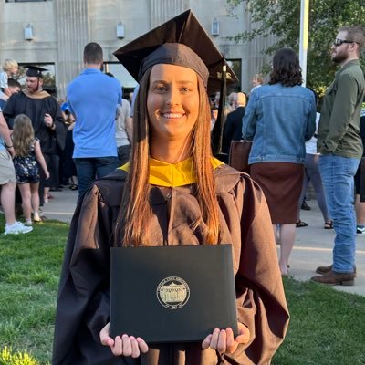 JocelynGash's profile picture. •ESU Alum•Dog Mom•Kindergarten Teacher•Certified Whole Brain Teacher•KS Next Gen Under 30 Honoree•