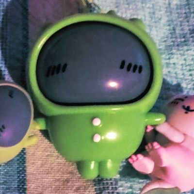 esse_mark12's profile picture. ※ちょっぴり自重中
【成人済】ﾅｶﾞﾉｷｬﾗｸﾀｰｽﾞちいかわ(🦀📖ちゃん激推しと特に🐰🦦🍑ｼｰｻｰちゃん🦁と🌰🍶ﾊﾟｲｾﾝパジャパ🐮あのこ🐸もいいな)とj0j0といいね多めの概ねROM専。別アニメやゲーム作品でもひとりごつります。無言フォロー失礼🙇
時々ライトな夜渡り人🧙