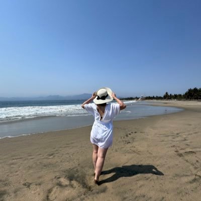 Ja_nett08's profile picture. [Sociologist]
●Quedémonos permanentemente●