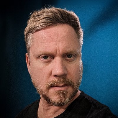 troofzero's profile picture. a faint signal