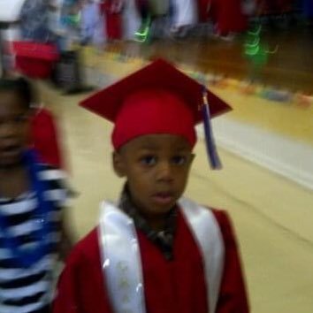 K_Matthews18's profile picture. 