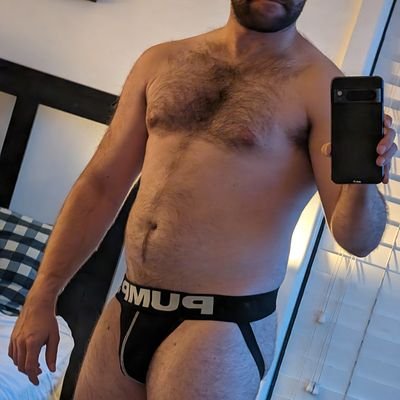PocketBearX's profile picture. just a hairy dude who likes cock 😋
