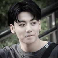 ⏤͟͟͞͞𖤐سلاح مخفی شوگا⏤͟͟͞͞𖤐🥢 (@kim_fozhy) 's Twitter Profile