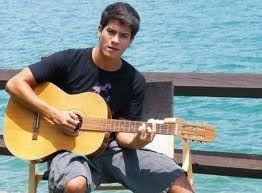 luaarthur12_'s profile picture. 