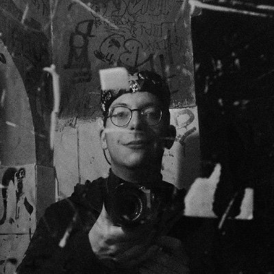 Theo_Wtrs's profile picture. Historien - Archiviste