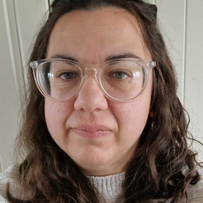 Country lifestyle/book blogger. Bookworm. Mum of 2 autistic boys and a pooch. Country bumpkin. | Contact: stacey@staceyinthesticks.com | IG: staceyinthesticks