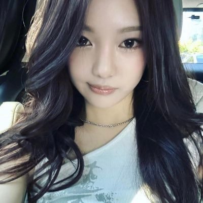 maeyoondaughter's profile picture. SHE16HER ❕dohwa solo debut and cherry bullet comeback when? 💌 infj-t