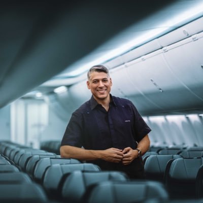 Padre y esposo. Fundador, CEO @arajetairlines Sueño con democratizar la aviación comercial en la República Dominicana