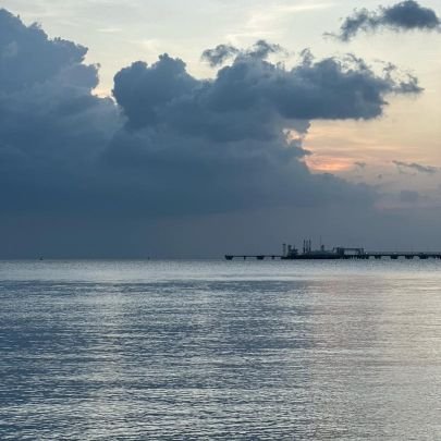 kukimakiku's profile picture. poof