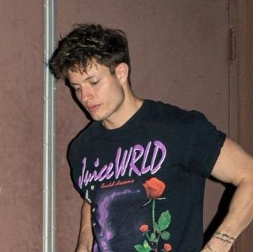 kunanvg's profile picture. silahkan mau belaga apa asal jangan belaga Tuhan.