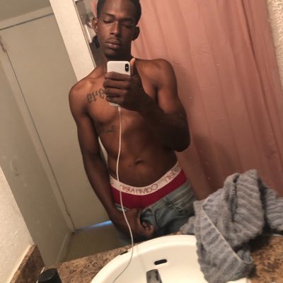 huey_houston's profile picture. El Don Houston 🅿️🫡 content creator/professional male companion 
Account deleted 
NEW OFFICIAL ACCOUNT