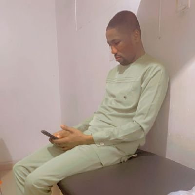 emnkebas2605's profile picture. (FLB)