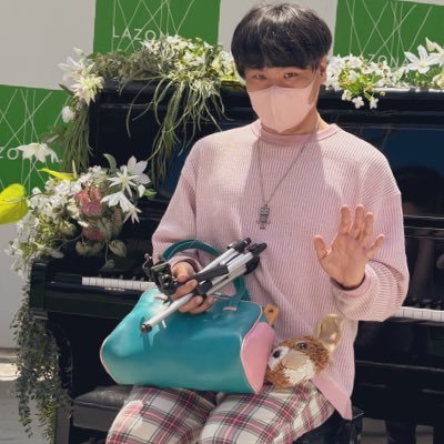 音楽家/INFP/射手座/凍結復活╰(*´︶`*)╯♡ストリートピアノで即興演奏、ジャズピアノ、洋楽カバーを演奏してます。神奈川テレビさん出演、映るandインタビューで4回出演。オリジナルアルバム4枚配信中。エイベックスアロハヨガBGM制作、ゴールデンカップピアノソロライブ出演。お気軽にお声掛けくださいませ☆💖