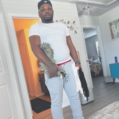 Better ask about YAY 🙇 Im the truth 🙏 niggas gone hate 👎when they see me in that coupe 🚗 bitch💰