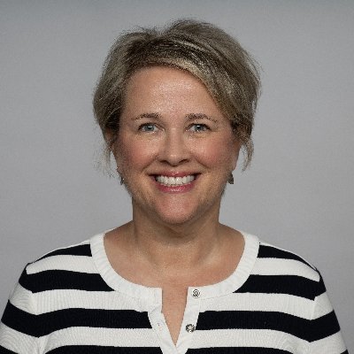 SVP, Ravens Media. Paladin. Gator. Raven. Blogger - https://t.co/9t8MRnShf8 Opinions are my own!