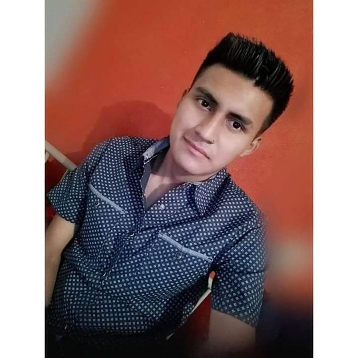 SzustermanAlan's profile picture. La grandeza es un camino hacia el futuro.