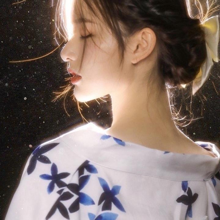 VEffieq84494's profile picture. (關必回) 今日 多雲轉甜