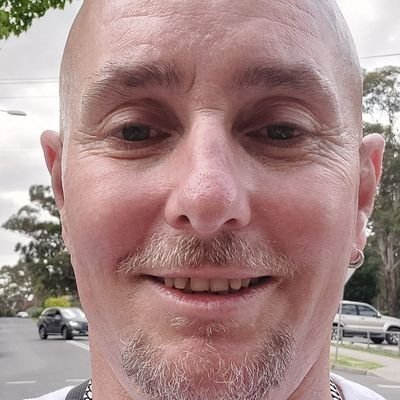 qqddp34441692's profile picture. 