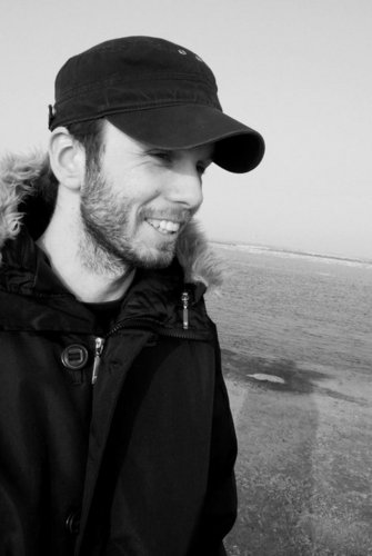 iOS and Mac developer, freelancer. Fan of Japanese culture, coffee, jazz and classical music.