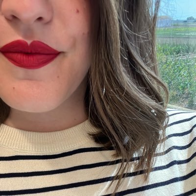 doritafosforita's profile picture. Què faria Elle Woods?