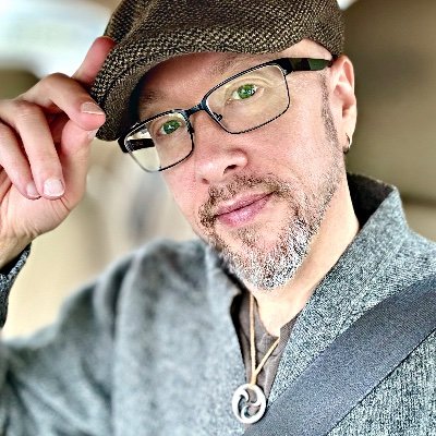 Software/app developer. Photoshop wizard. Occasional writer of stories. 🧄💙 #TheOrville #RenewTheOrville #TheOrvilleInked #TheExpanse