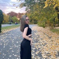 Laura (@gottinlaura12) Twitter profile photo