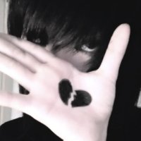 Y3LL0W {emo girl(메인트커미션)}(@Yellow51801296) 's Twitter Profile Photo