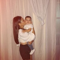 Antonella (@antoparedes98) 's Twitter Profile