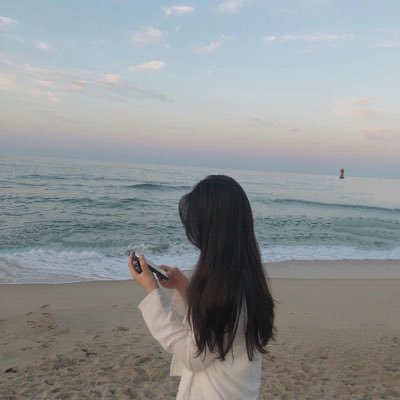 ju_r_15's profile picture. じゅりくんの後頭部がすきー