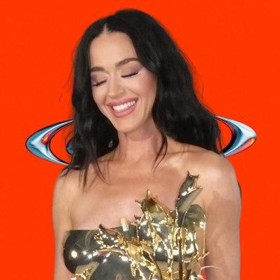 ela/dela   fan account