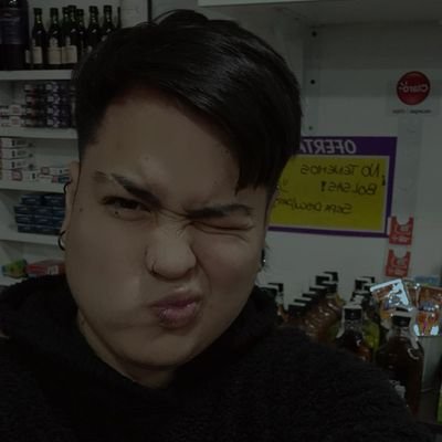 22
Ig:isma_rolon
Soy eso que tu adorabas o almenos en el ayer🫀