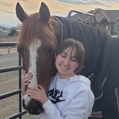 minikenni22's profile picture. 