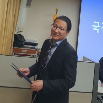 youaredaniel's profile picture. christian, father of 3 kids