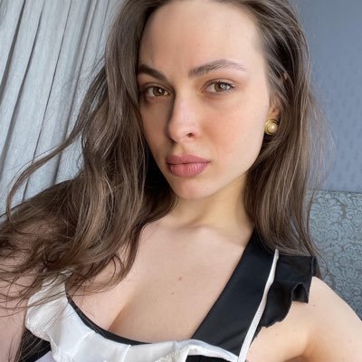 French Canadian gamer and cosplayer❤️ I make spicy content and my page is FREE to join 😘