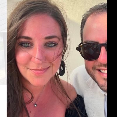 _MiaRia_'s profile picture. 📖☕️