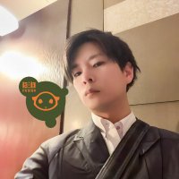 ra_hi (ラヒ)@デザイナー (@ra_hi_design) 's Twitter Profile