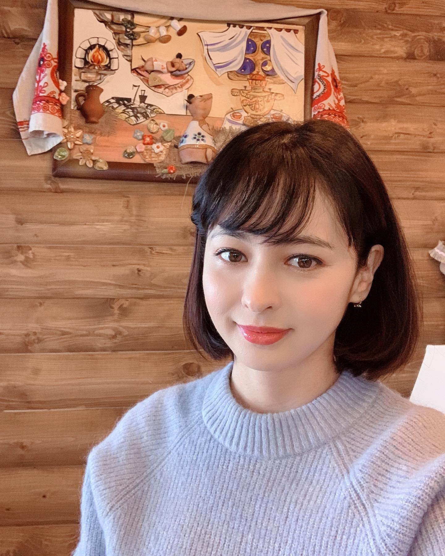 11VD5R8A1IR49's profile picture. 좌절은 일시적인 정체일 뿐이니 쓰러지지 마라.