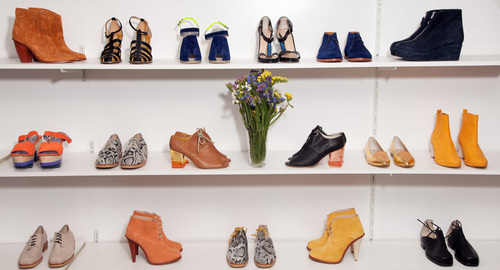 ug_showroom's profile picture. Undergroup is a Sydney-based concept showroom acting as a platform for both Australian and international designers.