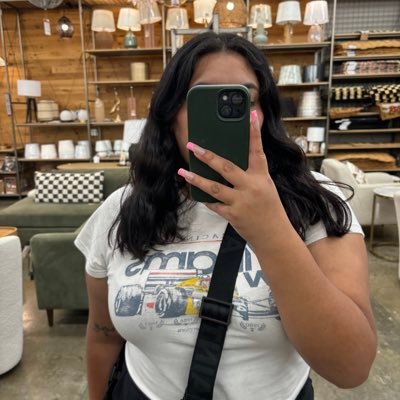 ig: kimberlyy_michellee