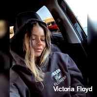 floyyd_viictor's profile picture. Real ginger human woman. Yale ‘25