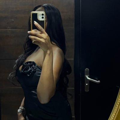 Jess_mzk's profile picture. 