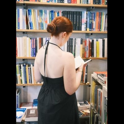 books4dayys's profile picture. Editorial @HarperNorthUK, @HarperCollinsUK📖 
she/ her