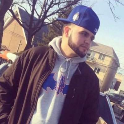 AdrianRodr39882's profile picture. 