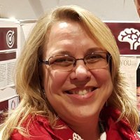 Lynn Thomas (@thomlynn101) 's Twitter Profile